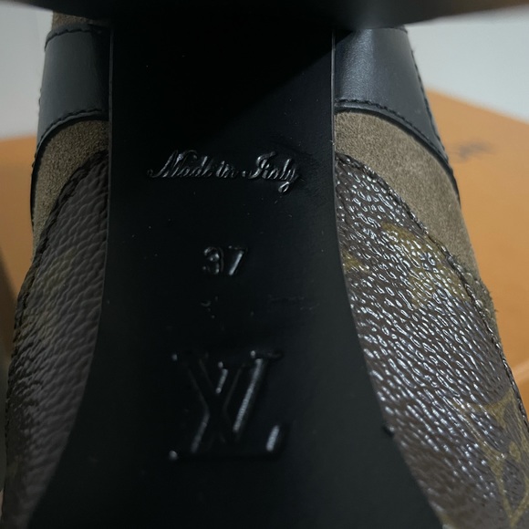 Worn once! In perfect condition. Ask for more pictures! - Picture 2 of 3